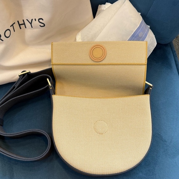 Rothy’s Beige & Navy Crossbody Bag – NWOT w/ Dust Bag + Laundry Bag - Picture 3 of 4